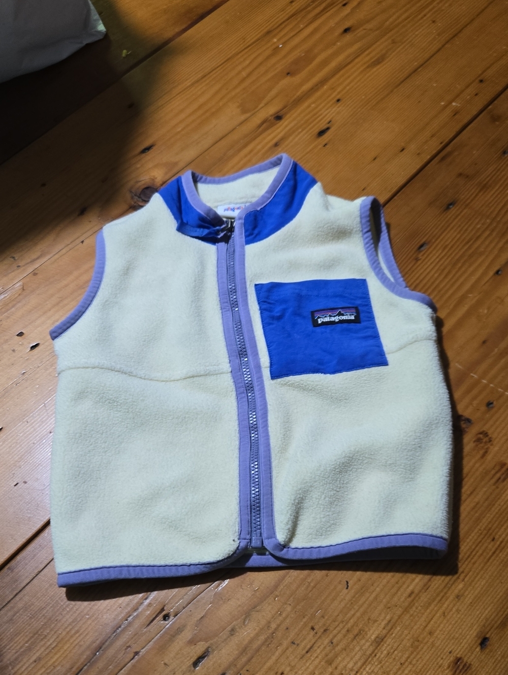 Patagonia Cream Fleece Vest Sz 2t